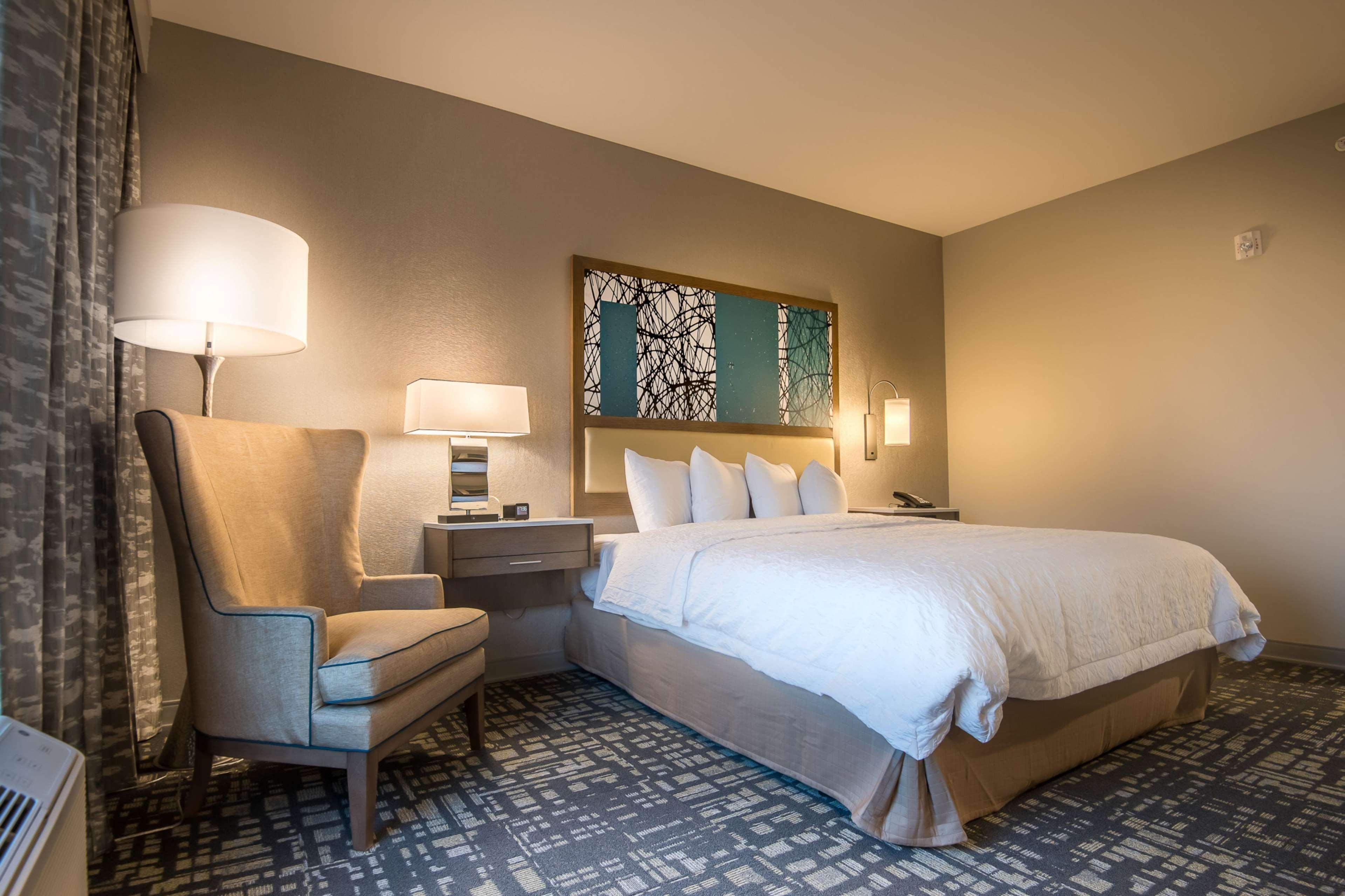 Hampton Inn & Suites Dallas-The Colony Exterior photo